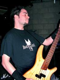 theudho bassist